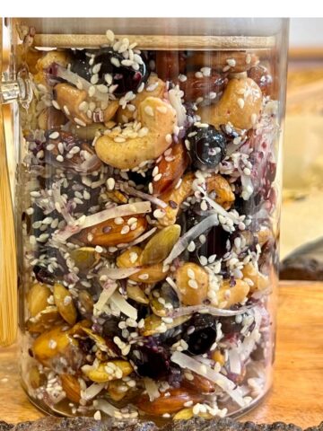 Low carb keto granola in a glass jar
