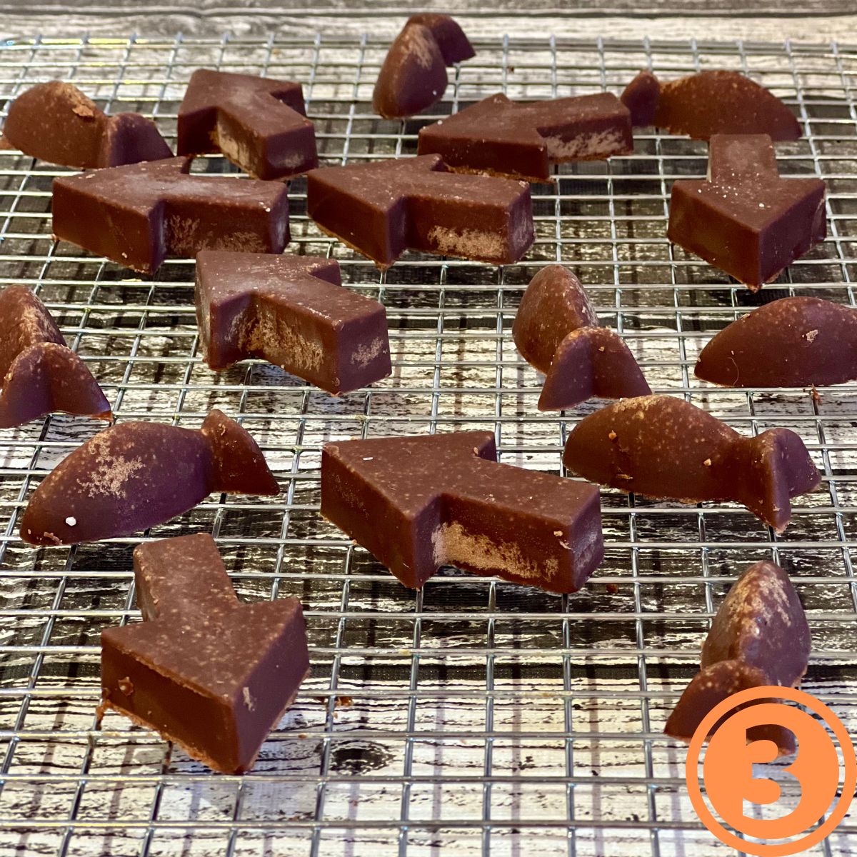 Keto chocolate peanut butter candy