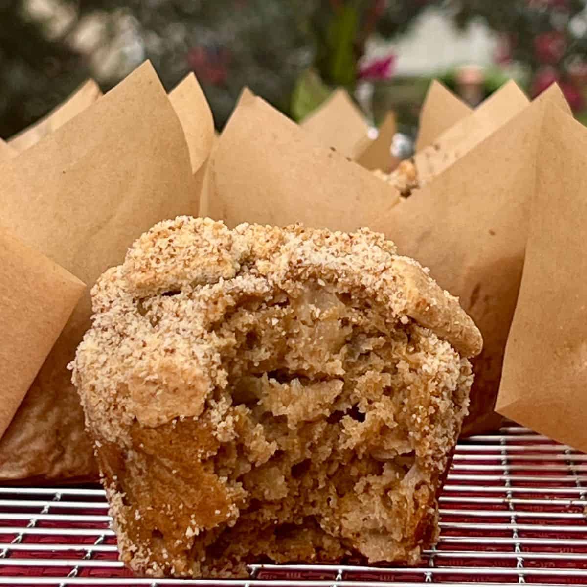 Healthy Cinnamon Pear Crumble Muffin