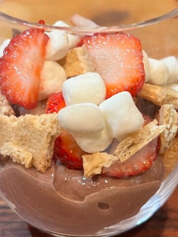 Strawberry S'mores Parfait Cup